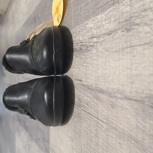 Woman's dress shoes size 6.5